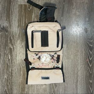 Oakley Tan World Wide Design Sling Bag RARE - Fast Free Shipping.